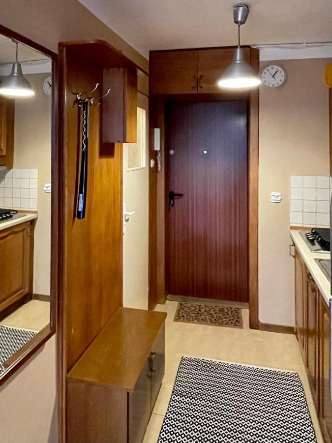 Super Apartament Palace 2X Metro Fast Wifi 500 Mbs Netflix Appletv Smarttv Panorama Miasta Warsaw Luaran gambar